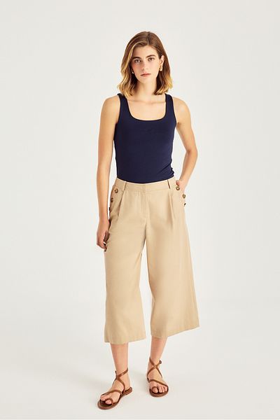 Naramaxx Button Detailed Short Trousers