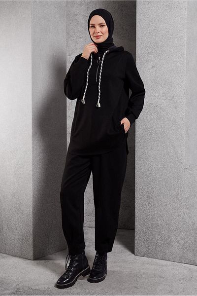 Alvina 45134 Set de trening model cu glugă și pantaloni