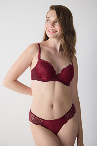 Magic Form Yaprak Desenli Dantelli Push Up Destekli Sütyen