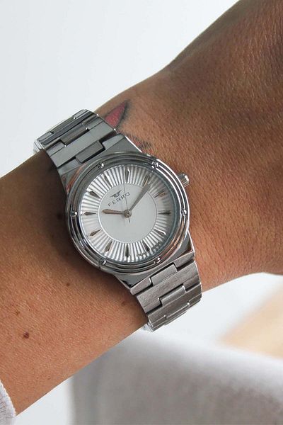 FERRO F21586A Women's Wristwatch with Steel Cord