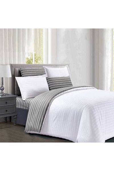 Pazar Home Bedding مفرش نفر ونص مقلم قطني من ٤ قطع- بازار هوم بريرا بحشوة ثابتة
