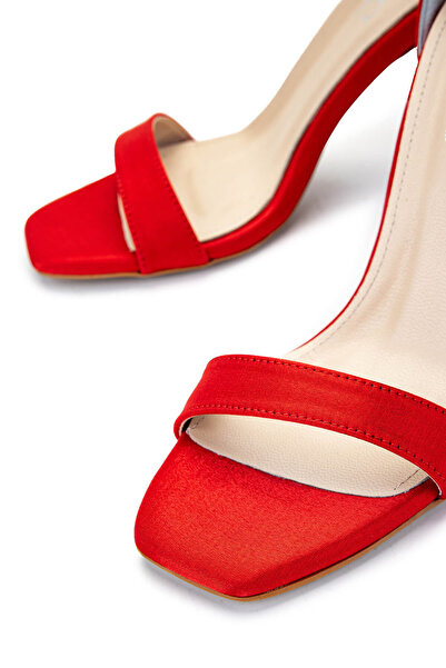 Tamer Tanca Kadın Vegan Kırmızı Saten Topuklu Ayakkabı