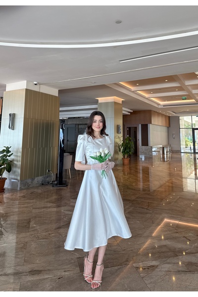 essolaria Kadın Aura Omuzdan Fiyonklu Detaylı Midi Beyaz Nikah Elbisesi