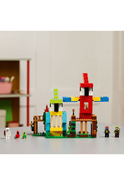 LEGO Papağan Evleri 21282