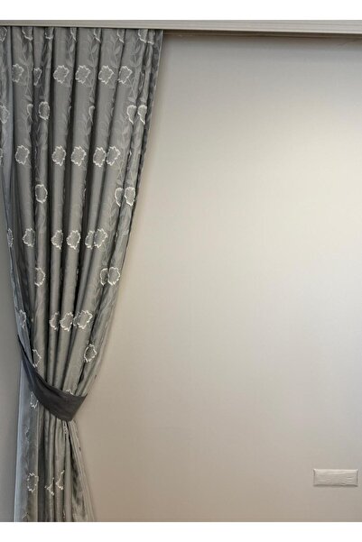 Carrera GRİ BEYAZ YAPRAKLI İNCE TÜL FON PERDE 1/3 PİLE
