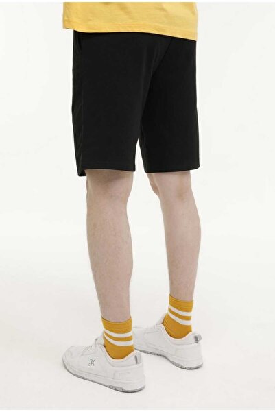 UYN SPORT Άνετο και ανθεκτικό στην ιδρώσεις κανονικό σορτς