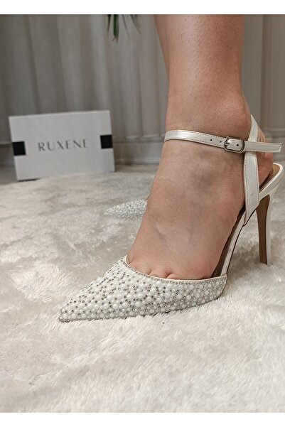 RUXENE ENA İNCİ VE TAŞ İŞLEMELİ SİVRİ BURUN SATEN 10 CM TOPUKLU GELİN AYAKKABISI