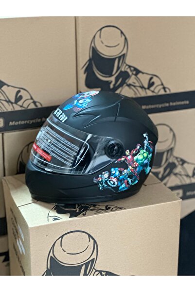 Palas Motor ÇOCUK KASKI MAT SİYAH / 7-12 YAŞ ÇOCUKLAR İÇİN SÜPERKAHRAMANLI MO...