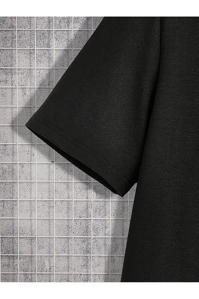 NEW TRENDY COLLECTİON Casual Round Neck Print T-Shirt and Shorts Set for Men, Fashion Print, Comfortable Fit