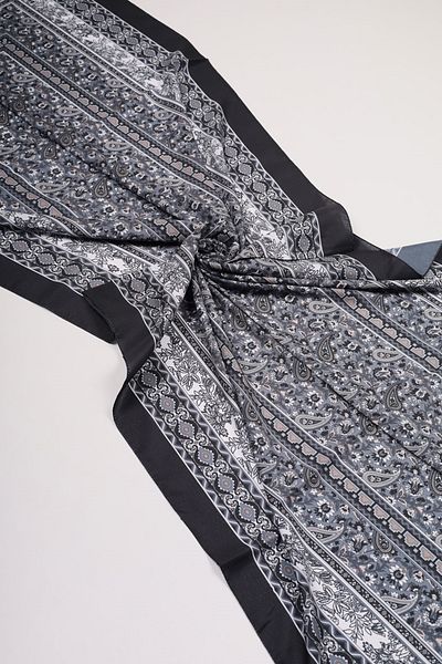 Levidor Patterned Love Shawl - Pattern-05 - Color-13