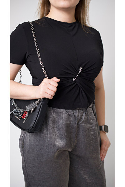 Klein Çengelli İğneli Büzgülü Siyah Crop Body