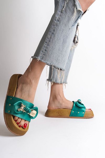 Joy Ayakkabı Dila Thick and Orthopedic Sole Teddy Bear Satin Women's Slippers Kt - Green
