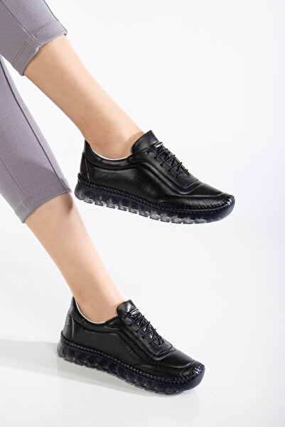 By Yağlıoğlu 00145300   أحذية يومية ناعمة من الجلد الطبيعي لتقويم العظام