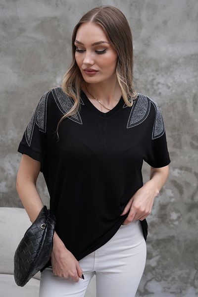 Bİ.GİYSEN Women's Black Large Size V-Neck Shoulders Leaf Crystal Stone Embroidered Lycra Short Sleeve Blouse