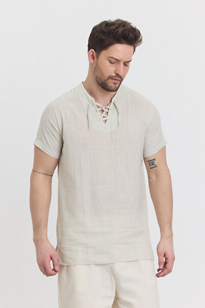 TCT TEKSTİL МЪЖКА РИЗА С КЪСИ РЪКАВИ - ДЕТАЙЛЕН ЯКА (С ВРЪЗКА) - РИЗА ALAÇATI - 4590