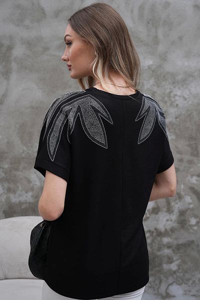 Bİ.GİYSEN Women's Black Large Size V-Neck Shoulders Leaf Crystal Stone Embroidered Lycra Short Sleeve Blouse