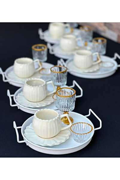 Hediye Köşkü 30 parça 6 Kişilik Metal Tepsili Papatya Kahve Fincan Sunum Seti