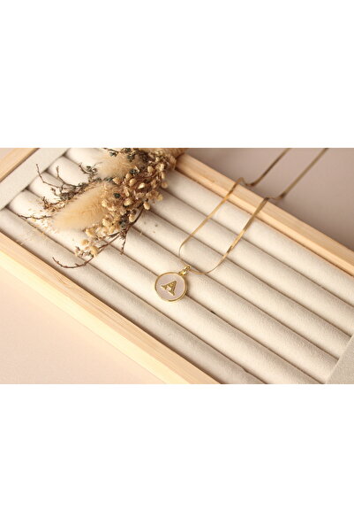 Tişt Accessory KARARMAZ ÇELİK SEDEFLİ PLAK MODEL A HARFLİ ÇELİK KOLYE