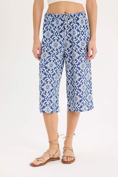 DeFacto Hohe, elastische, taillierte, gemusterte Viskose-Caprihose I6823az25sm