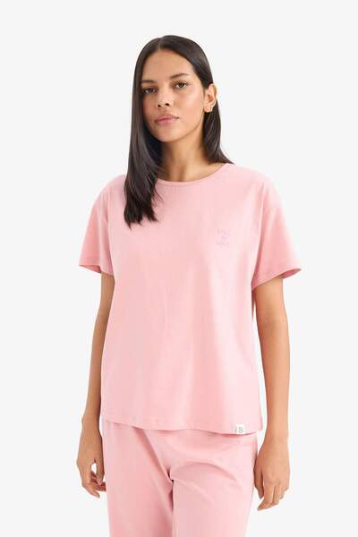 DeFacto Pjama Suit with Short Sleeve Top and Bell Bottom Capri