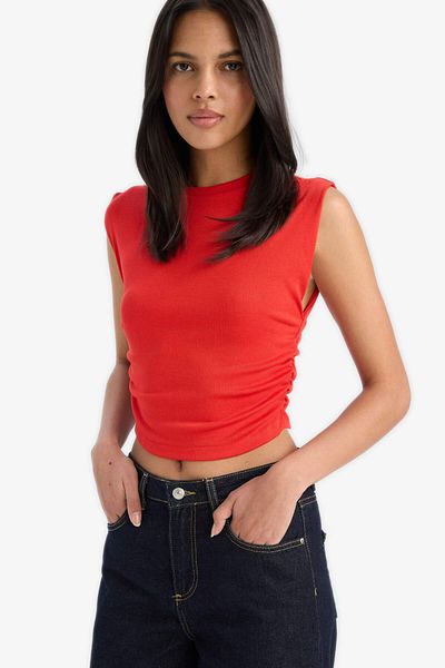 DeFacto Slim Fit Slim Fit Crew Neck Gathered Ribbed Undershirt F4422Ax25Sm