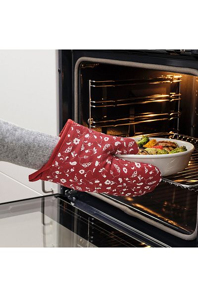 IKEA INAMARIA Oven glove, patterned/red