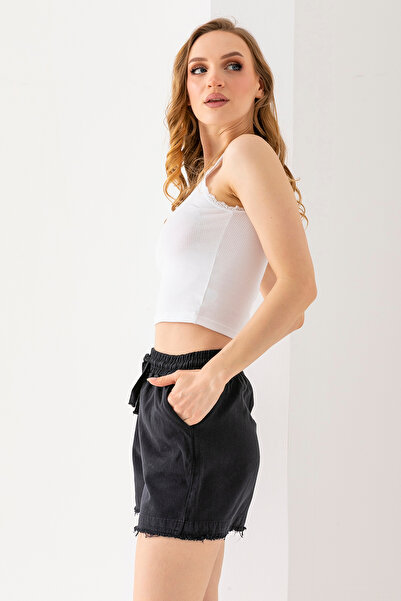 GİYSA Kadın Beli Lastikli Cepli Pis Paça Kısa Şort Siyah - 25YP 5322