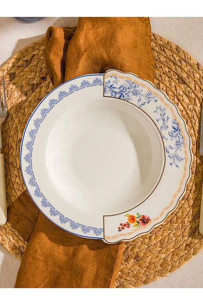 LC Waikiki White Printed Porcelain Pit Plate 23 cm