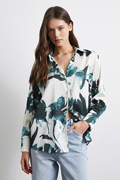 Never more Surface Patterned Green Shirt