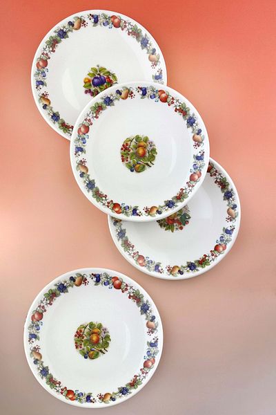 Bursa Porselen Dekor Fruits 4 Piece Porcelain Cake Plate