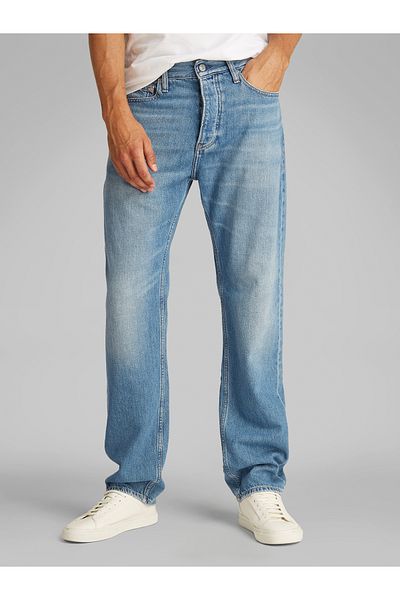 Calvin Klein Men Denim Medium Standard Straight Jeans