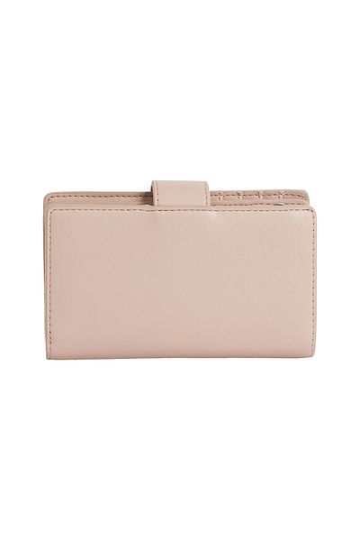 Calvin Klein Women Rose Dust Hardware Snap Medium Bifold Wallet