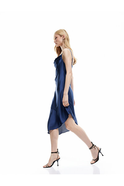 Koton İp Askılı Degaje Yaka Asimetrik Midi Slip Saten Elbise