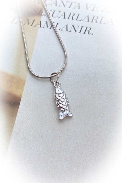 roshel Steel Silver Color Fish Model Steel Necklace