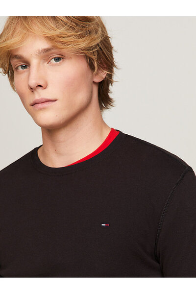 Tommy Hilfiger Erkek Si̇yah T-shirt Dm0dm04409078 Siyah