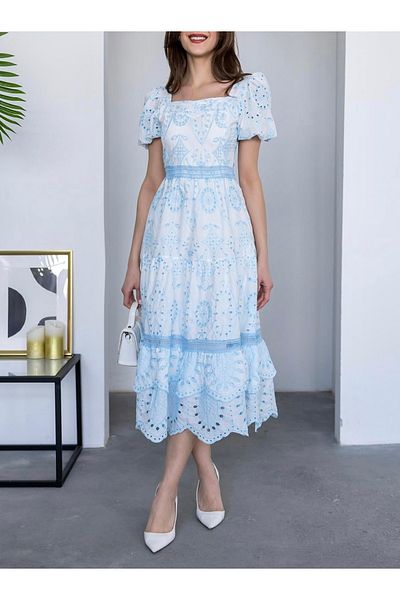 Afiş Butik Λευκό μπλε μίντι φόρεμα με μοτίβο φιστίκι