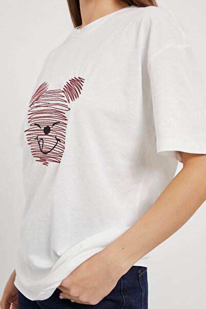 Arma Life Women's Teddy Bear Embroidery Oversize Short Sleeve White T-Shirt