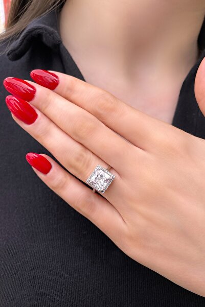 Altınaşkı Kare Tektaş Altın Yüzük