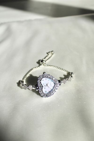 Harlofia Jewelry Adjustable Rhinestone Heart Watch with Elevator