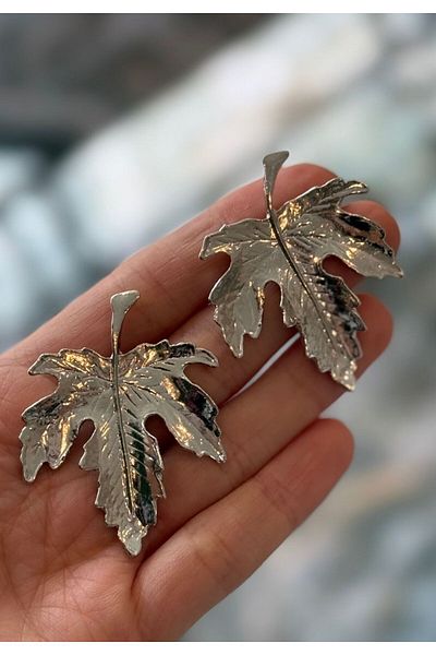 MioArt Stylish Troya Leaf Earrings