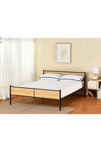Generic Stylish metal bed with wood accents - durability and elegance, 190 x 200 cm