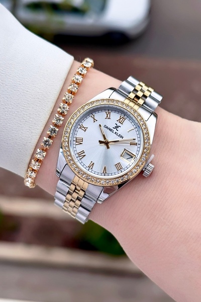 Daniel Klein Gold Metallic Color 2 Year Guarantee 32.5 mm Women's Wristwatch ...