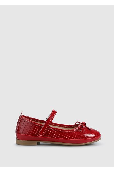 Kiddo Girl's Red Shoes