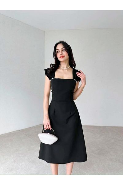 MAMMY Pearl Detail Midi Dress
