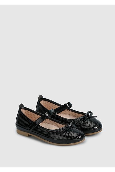 Kiddo Girl's Black Shoes