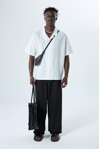 VAMOSCLO لون إكرو - تي شيرت قصير أساسي كبير الحجم