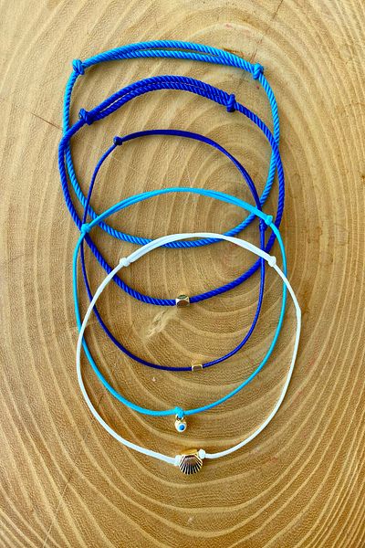 Shepidi 5'Li Mussels and Evil Eye Beads Blue Tones Scroll Lock Weave Anklet