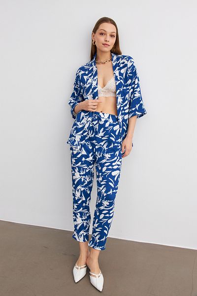 MODAGEN Set de pantaloni de cămașă kimono cu model albastru-alb pentru femei