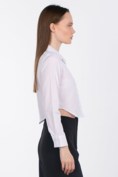 BARRELS AND OIL Crop Shirt - White
