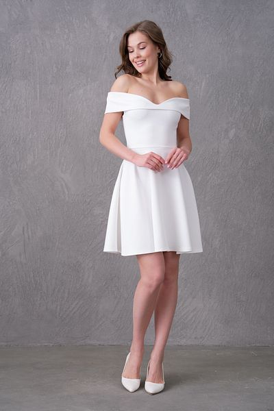 lovebox Tesatura de scuba flexibila, decoltata, cu decolteu, mini rochie alba Rochie de logodna